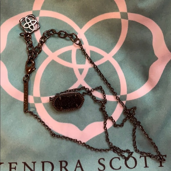 Black kendra scott necklace - Picture 3 of 5